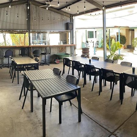 Paringa Hotel Motel Renmark Exteriör bild